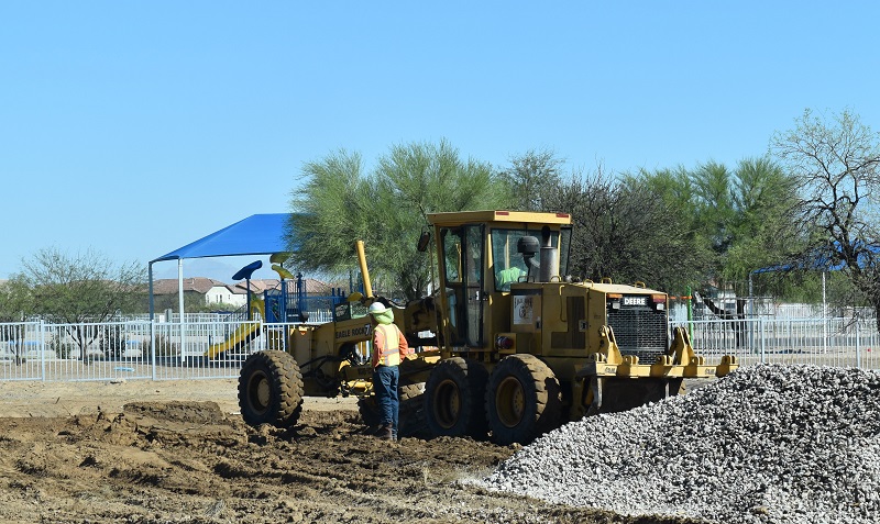 Sahuarita Times: New Construction Begins in Rancho Sahuarita - Sahuarita Lake