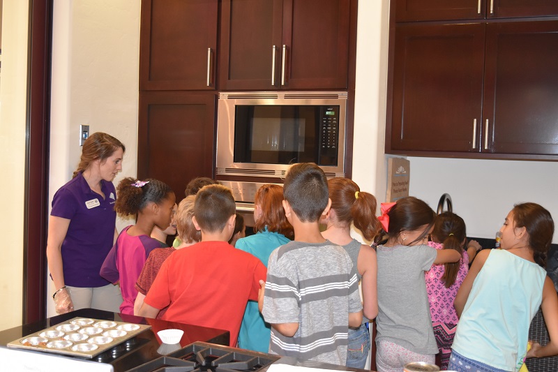 "I Can Bake for Kids" Event a Huge Success - Communication