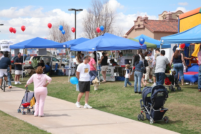 Rancho Sahuarita Home Show Returns for Another Year - Public space